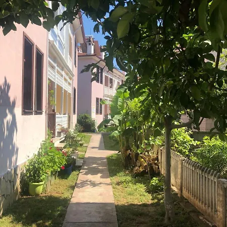 Furnished With Pool, Location Close To The Sea *