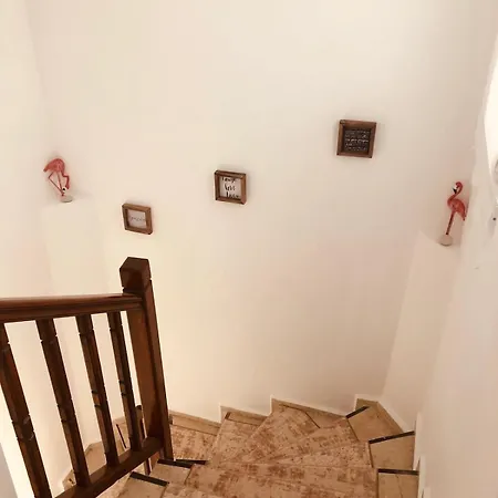 Furnished With Pool, Location Close To The Sea 아파트 페티예