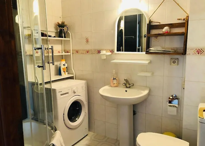 Furnished With Pool, Location Close To The Sea Daire *